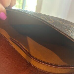 Louis Vuitton: LV Monogram Musette Salsa (Discontinued)